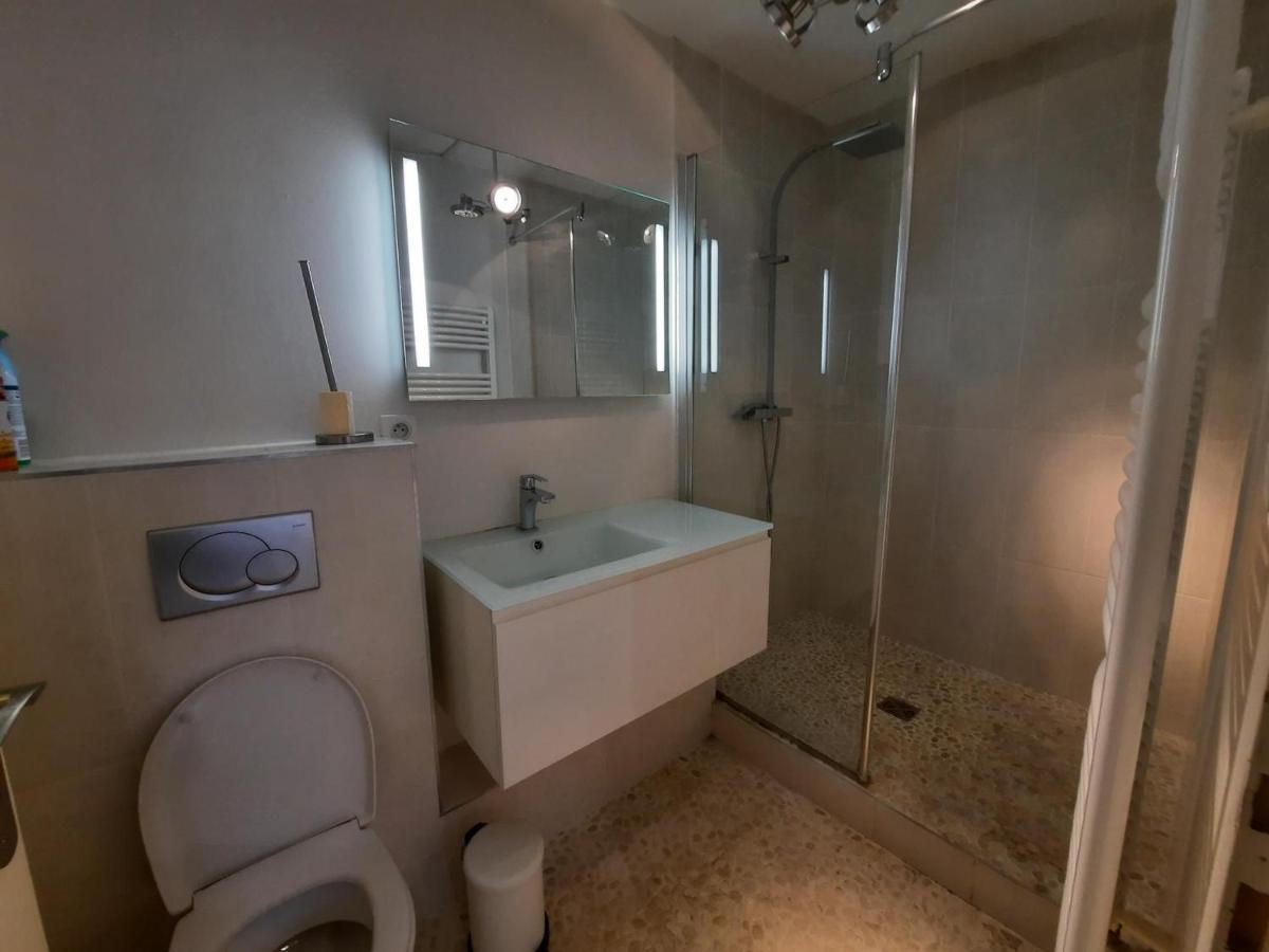 T2 Moderne A Avec Parking, Proche Plages Et Commerces - Fr-1-239-907 *